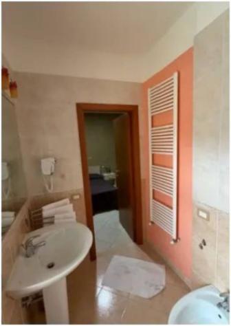 Immobile in asta di 319 m² con più di 5 locali e box auto in vendita a Castelluccio dei Sauri - Foto 13