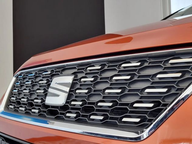 SEAT Arona 1.0 tgi Xcellence 90cv METANO/BENZINA - Foto 9