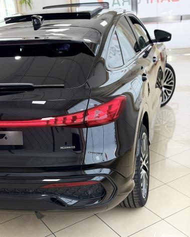 Audi Q5 Sportback Identity black S line edition S Tronic 204cv km0 |tetto+matrix+r21"| - Foto 7