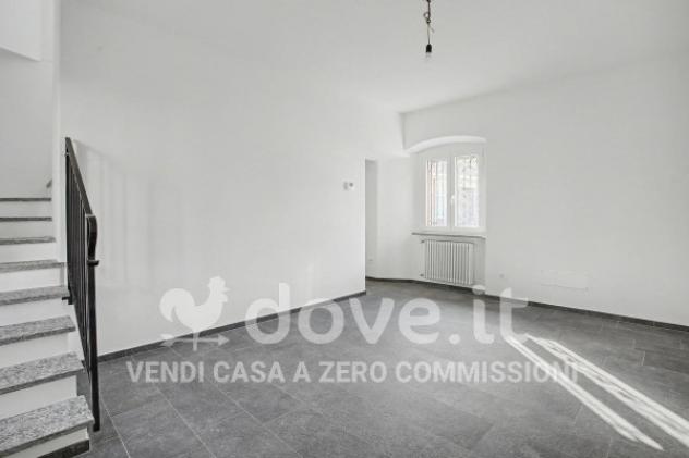 Casa indipendente di 100 m² con 4 locali in vendita a Leggiuno - Foto 14