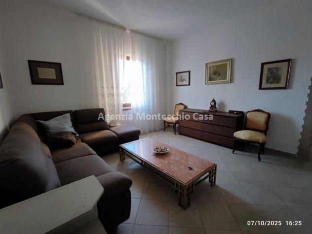 Casa singola panoramica con ampio giardino a 8 km da Montecchio - Foto 2