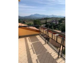 GUIDONIA BILOCALE NON ARREDATO CON TERRAZZO PRIVATO