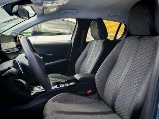 PEUGEOT 208 Hybrid 110 e-DCS6 Allure rif. 24170955 - Foto 8
