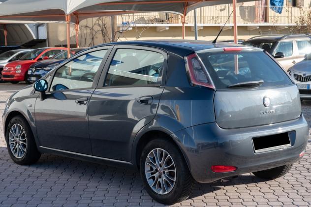 Fiat Punto 1.3 MJT II 75 CV 5 porte Lounge - Foto 6