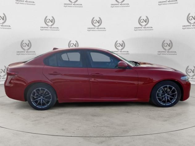 Alfa Romeo Giulia 2.2 Turbo Diesel 160CV Business AT8 - Foto 8