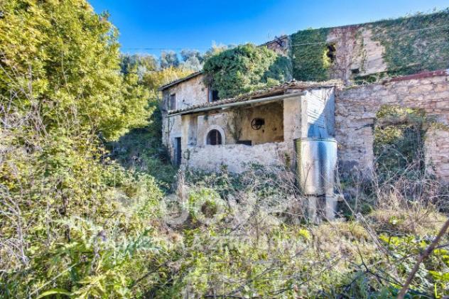 Casa indipendente di 900 m² con più di 5 locali in vendita a Arpino - Foto 2
