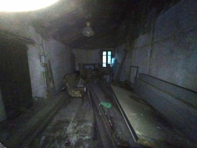 VENDESI A CASE MOLINE, FRAZIONE DI LUCINASCO, CASA DA RISTRUTTURARE CON TERRENO - Foto 6