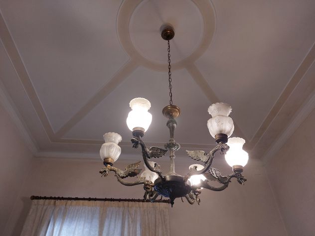 Pregiato lampadario vintage anni 70 in peltro con sei punti luce - Foto 6