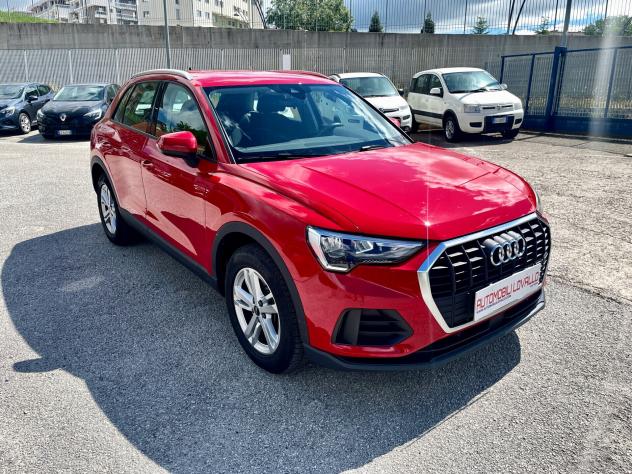 Audi Q3 2.0 TDI 150CV S tronic 2021 - Foto 3