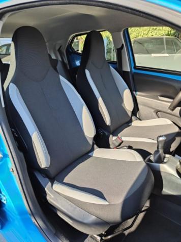 TOYOTA Aygo 1.0 VVT-i 69 CV 5 porte x-cool rif. 23969688 - Foto 6