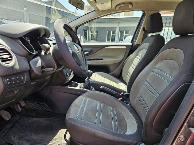 FIAT Punto Punto Evo 5p 1.4 Active 77cv - Foto 5