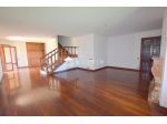 CASA INDIPENDENTE di 4 vani e di 600 mq (ASOLO) rif. LG49