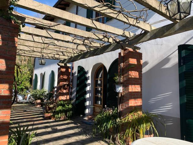 Villa in vendita a San Giuliano Terme 340 mq Rif: 963083