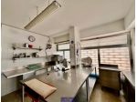 1 Vetrina in vendita a Firenze, Isolotto