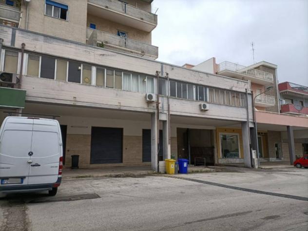 Floridia vendesi ufficio 5 vani 170 Mq