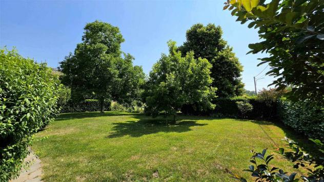 Vendita Tenuta complesso da 410 mq in Via Roma con giardino - Foto 6