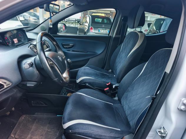 Lancia Ypsilon 1.2 69 CV 5 porte GPL Ecochic Unyca - Foto 5