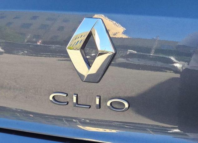 RENAULT Clio Blue dCi 100cv Evolution - 2022 - Foto 10