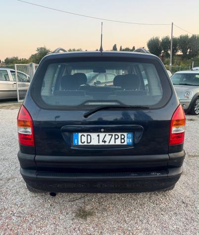 Opel Zafira 1.6 16V cat Eco M Elegance - Foto 7