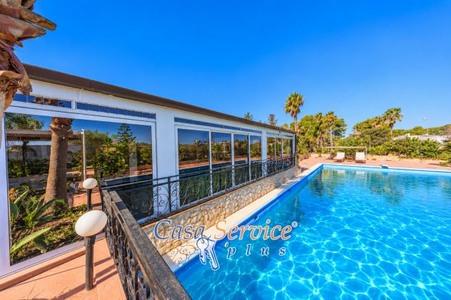VILLA DI PRESTIGIO CON PISCINA A RUFFANO - Foto 2