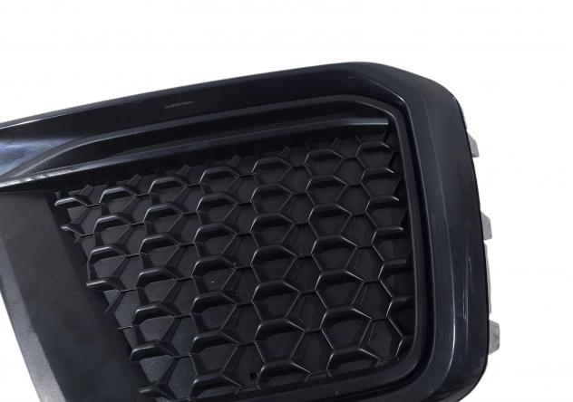 GRIGLIA PARAURTI ANTERIORE DESTRA AUDI A1 Sportback (GBA) 82A807682E Benzina 1000 (18) - Foto 15