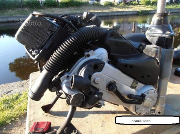 motore aprilia scarabeo 50 e100 4t - Foto 3
