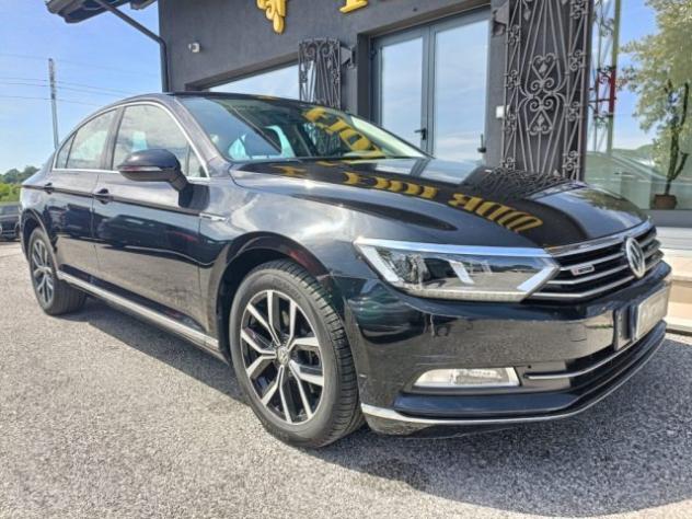 VOLKSWAGEN Passat 2.0 TDI SCR 190 CV 4MOTION DSG Executive BMT rif. 23987500 - Foto 2