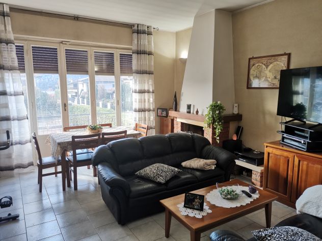 Varano Borghi - Casa indipendente VISTA LAGO - Foto 5