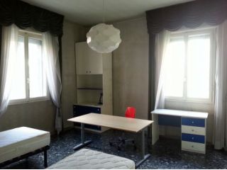 Ampie stanze singole per studenti zona S. Orsola Bologna