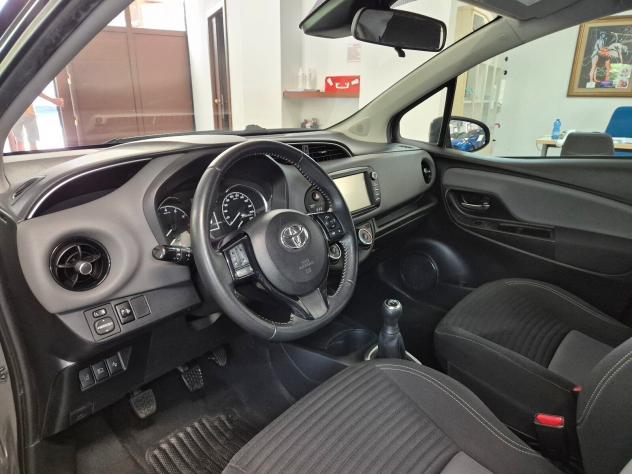 Toyota Yaris 1.0 5 porte Active - Foto 5