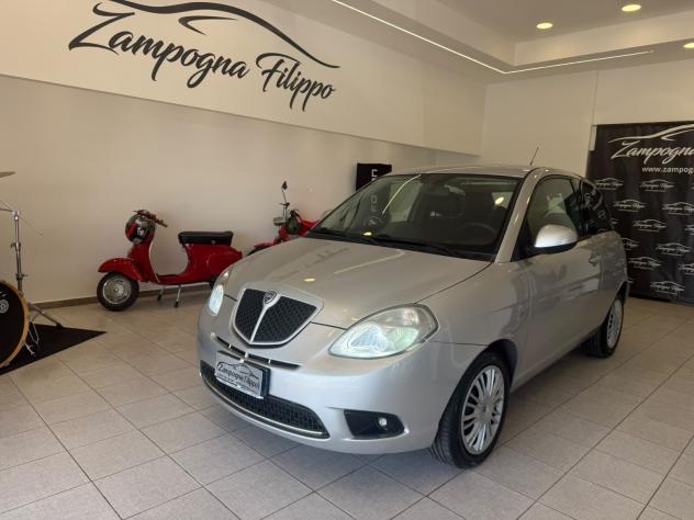 Lancia Ypsilon 1.2 Versus