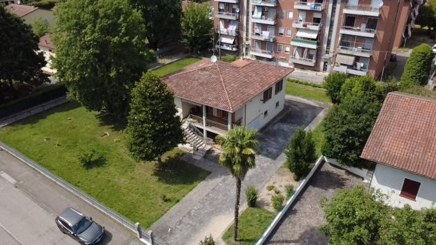 Singola in vendita a Sissa Trecasali