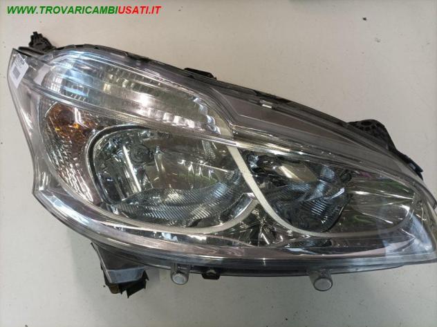 PROIETTORE ANT. DX 999-U1560334 Parti elettriche  Fanaleria  Proiettori  Proiettore ant. PEUGEOT - 208 - 2012  2015, PEUGEOT - 208 - 2015  2019