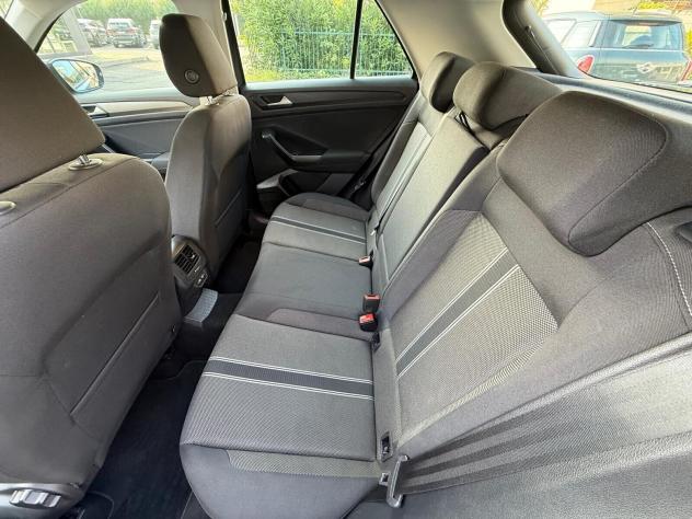 Volkswagen T-Roc 2.0 TDI SCR 150 CV DSG BMT ***APPLE CARPLAY/ANDROID AUTO*** - Foto 9
