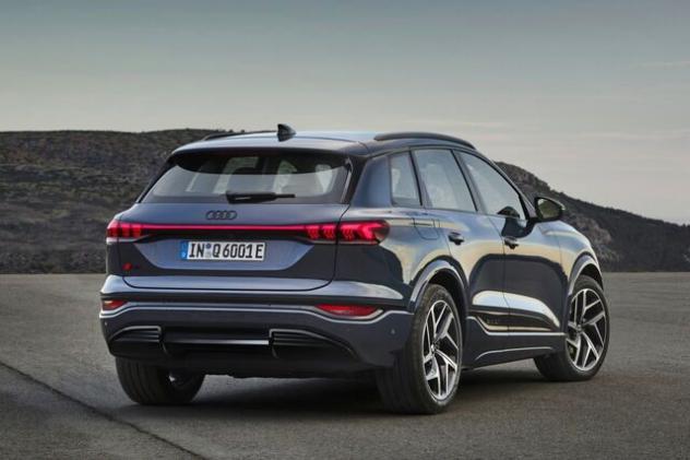 AUDI Q6 e-tron performance S line rif. 23759236 - Foto 6
