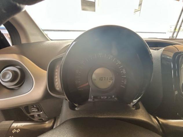 PEUGEOT 108 PureTech 82 5 porte Allure rif. 22452505 - Foto 2