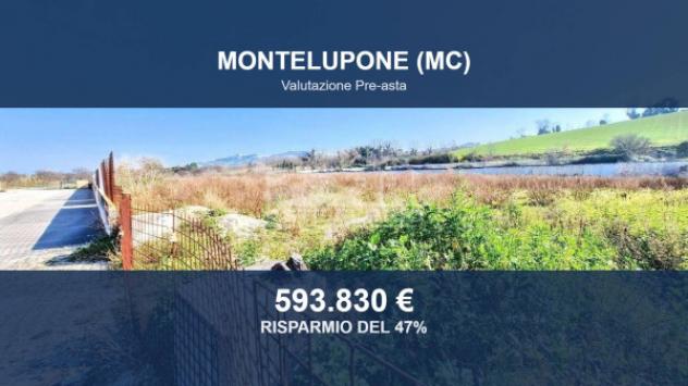 Immobile in asta di 13347 m² in vendita a Montelupone