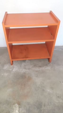 Scaffale arancione con tre ripiani - Foto 3