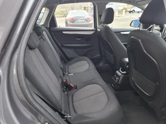 Bmw 216d Active Tourer Luxury 115 cv - Foto 9