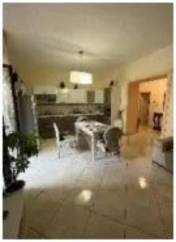 Immobile in asta di 140 m², box auto in vendita a San Prisco - Foto 2