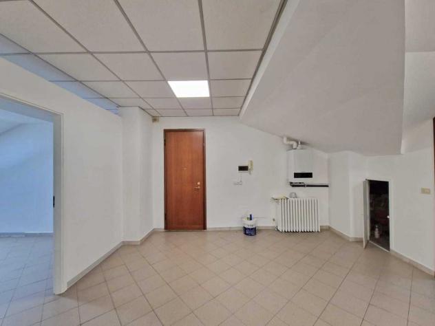 Ufficio in affitto a Caselle Torinese