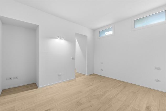 UFFICIO STILE LOFT NUOVO CON 250 MQ DI GIARDINO - Foto 11