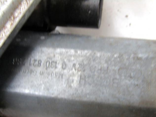 8D0959802F MOTORINO MECCANISMO ALZA-VETRO ALZA-CRISTALLO PORTA ANTERIORE DESTRA AUDI A4 SW 1.9 D 85KW 5M 5P (2000) RICAMBIO USATO 8D0837462 0130821786 - Foto 2