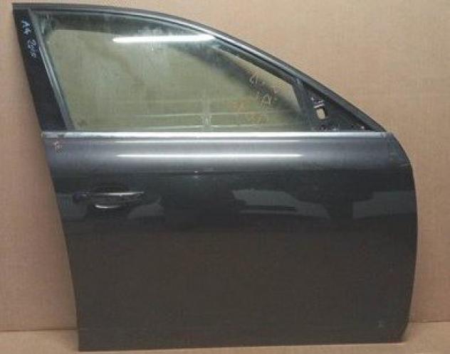 PORTA ANT.D. GRIGIO SCURO MET. C/ALZ. E SERR. 999-U65708 Carrozzeria  Lamierati esterni  Porte  Porta ant. dx. AUDI - A4 4 porte - 01-11-2007 - 01-11-