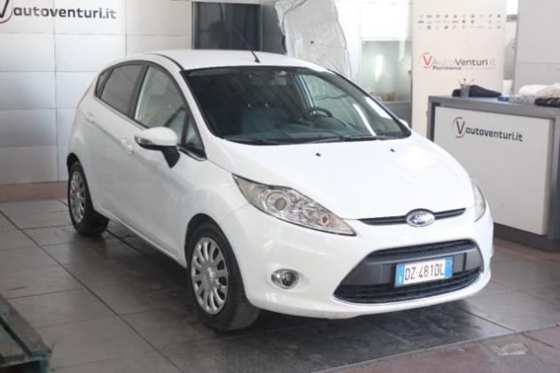 FORD Fiesta 1.4 TDCi 5p. Titanium rif. 24185986