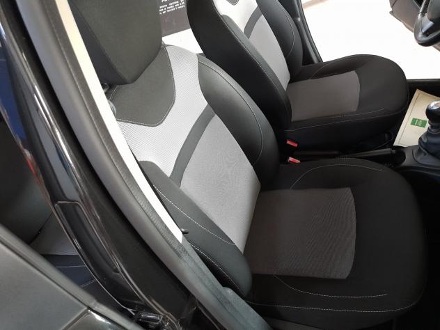 Dacia Duster 1.2 TCe 125CV S&S 4x2 Serie Limitata Black Shadow - Foto 9