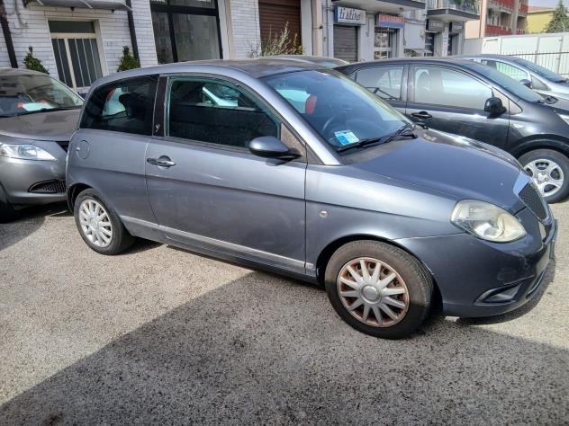 Lancia Ypsilon 1.2 Argento (A15) - Foto 2