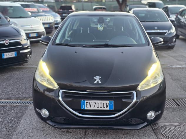 Peugeot 208 1.4 e-HDi 92CV S&S 5 porte Allure - Foto 2