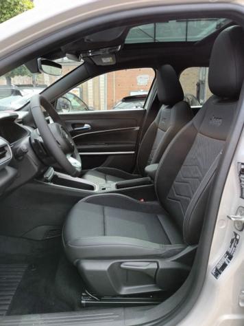 JEEP Avenger 1200 E-HYBRID FREEDOM 110CV AUTOM NAV TETTO rif. 24003472 - Foto 7