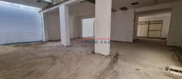 VIA VESPRI – Magazzino di 200 mq ca. - vano unico. Da rifinire. Euro 63 MILA - Foto 2